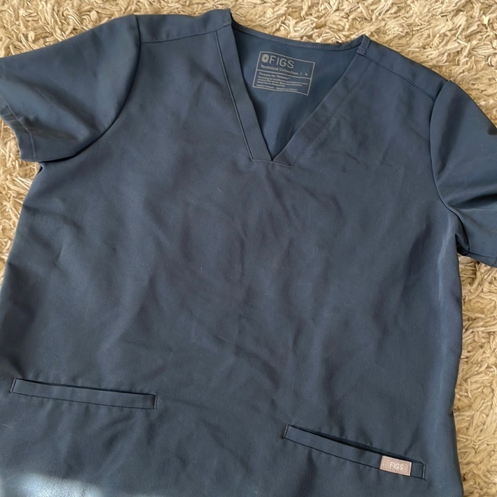 Figs Casma 3 pocket scrub top size small
